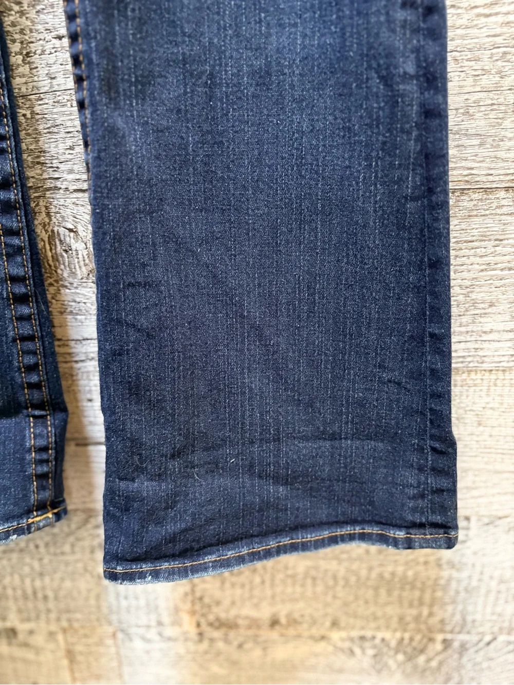 True Religion | "Becky" Y2K Low-Rise Slim Distressed Bootcut Denim Jeans - 32x33 - Picture 6 of 13